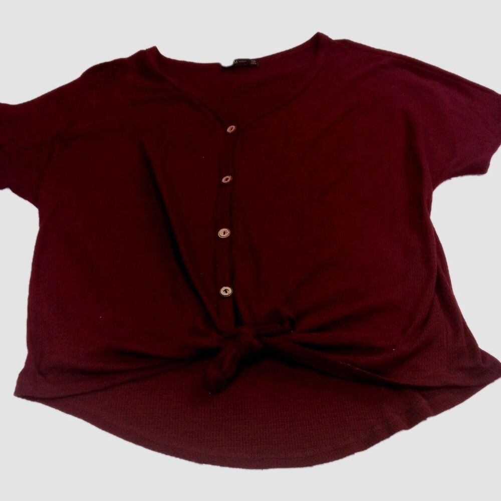 Women's Burgundy With Front Tie Accent Size Medium Blouse